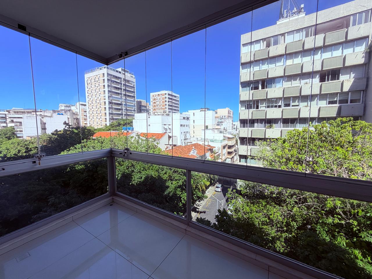Apartamento mobiliado na General San Martin 13