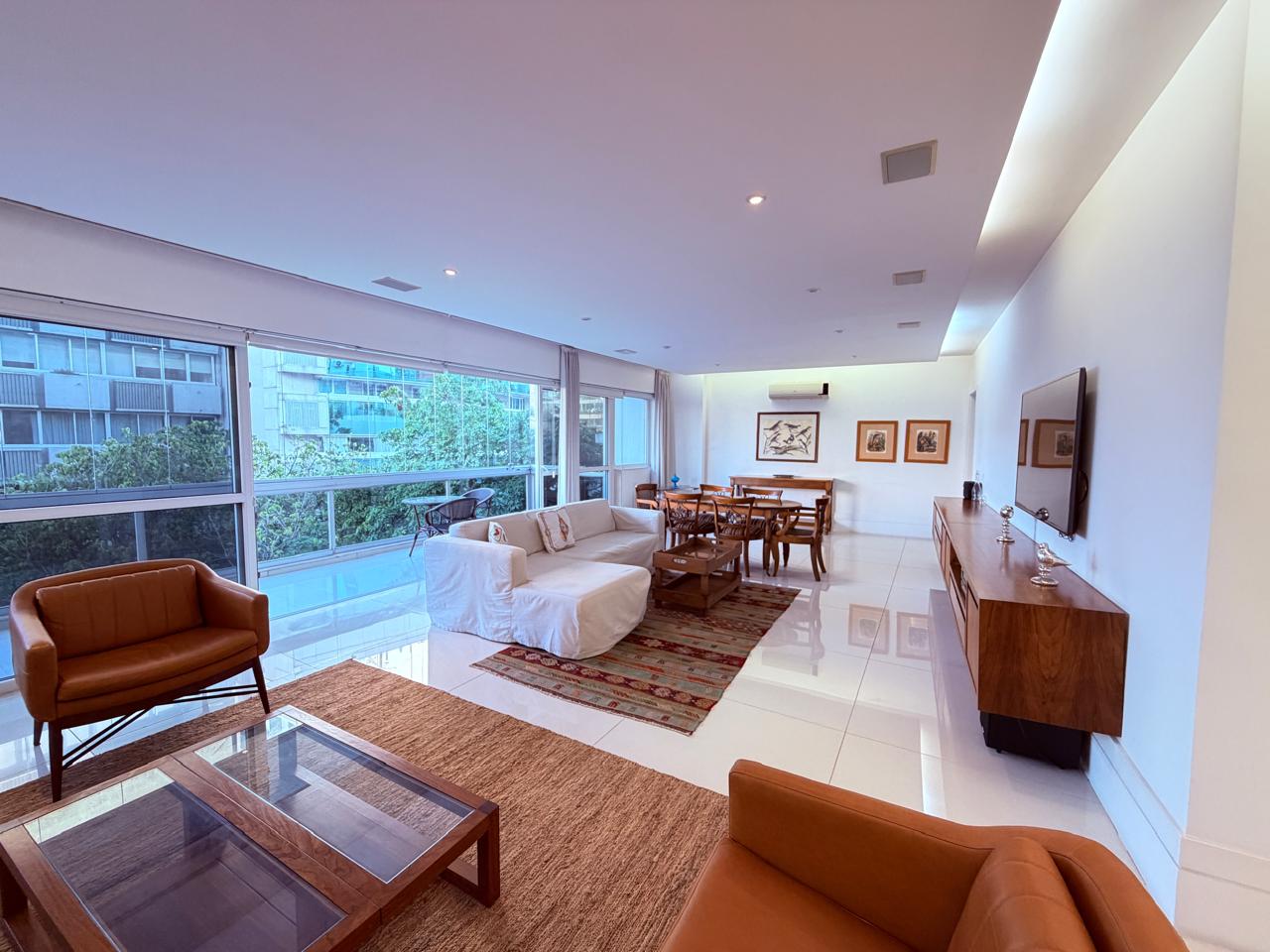Apartamento mobiliado na General San Martin 24