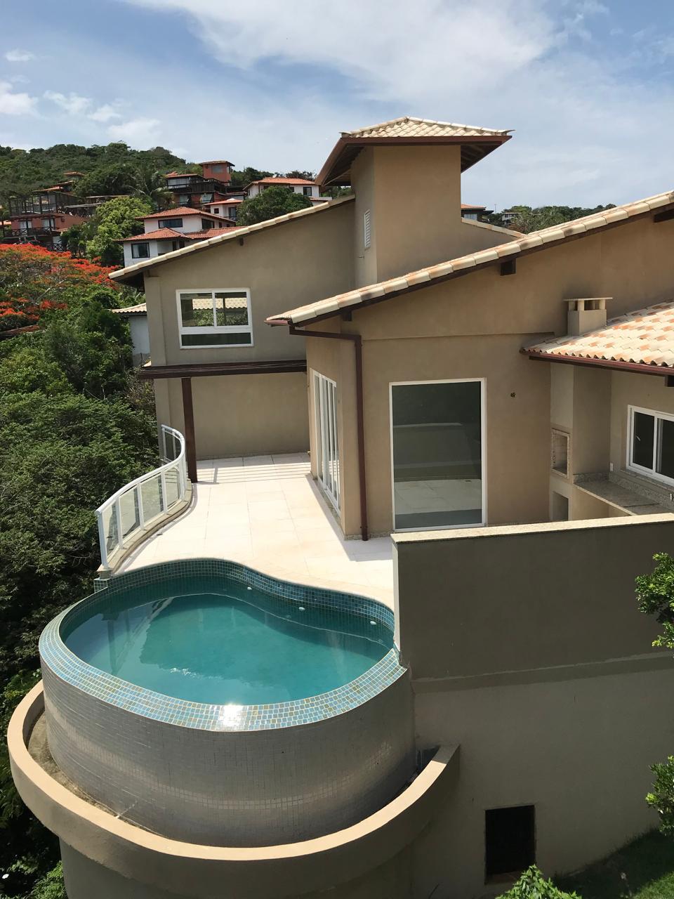 Casa exclusiva com vista para o mar em João Fernandes 11