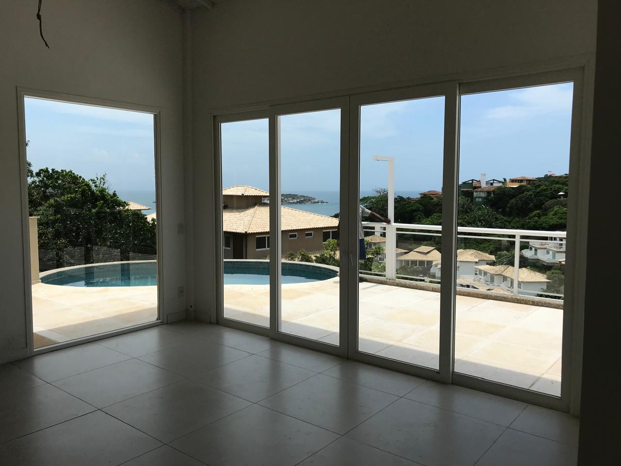 Casa exclusiva com vista para o mar em João Fernandes 15