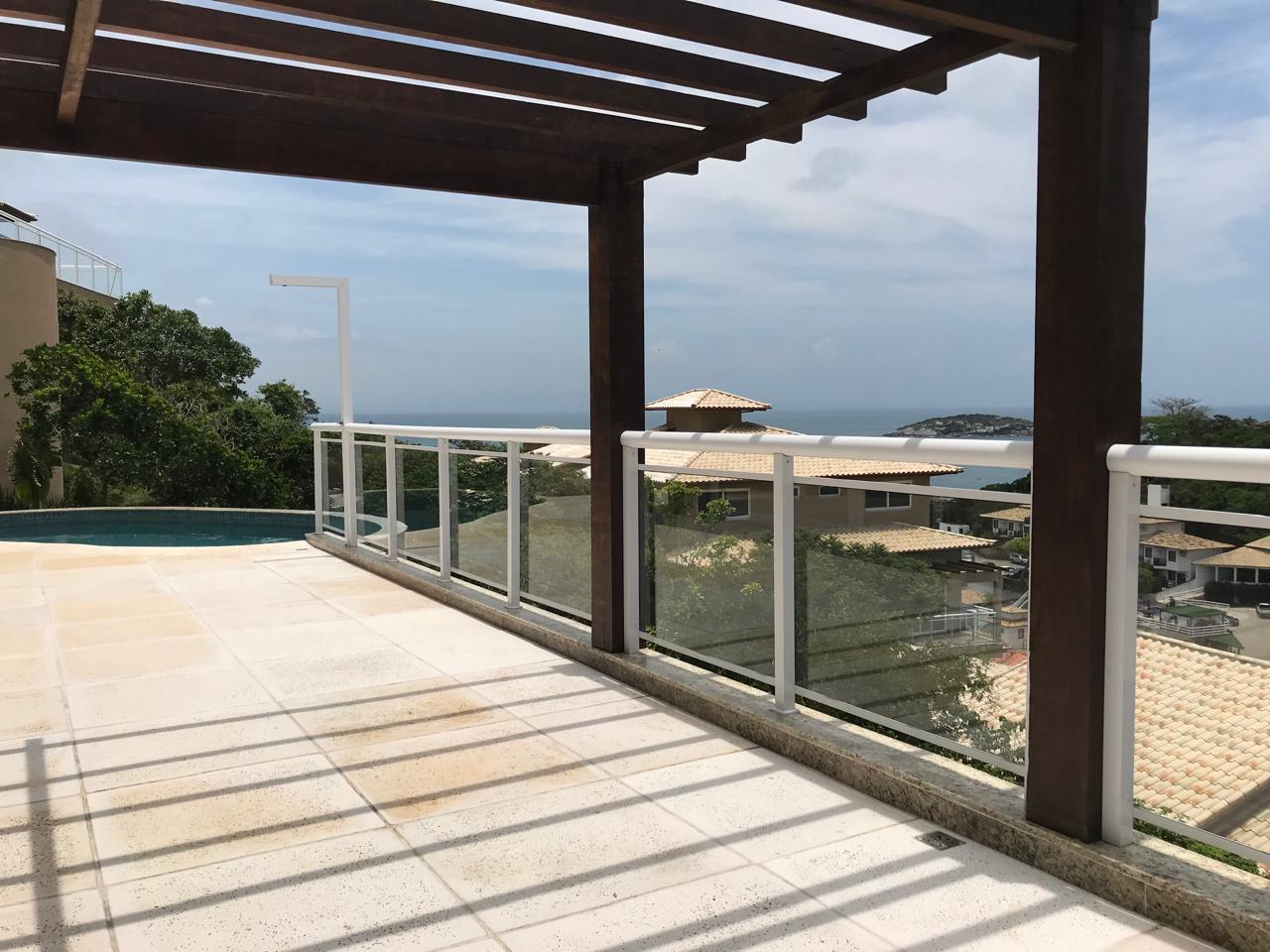 Casa exclusiva com vista para o mar em João Fernandes 16