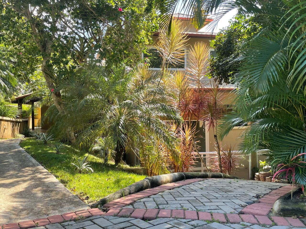 Casa exclusiva com vista para o mar em João Fernandes 2