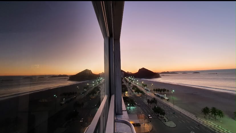 Copacabana | Cobertura Frontal Mar no Posto 2 7