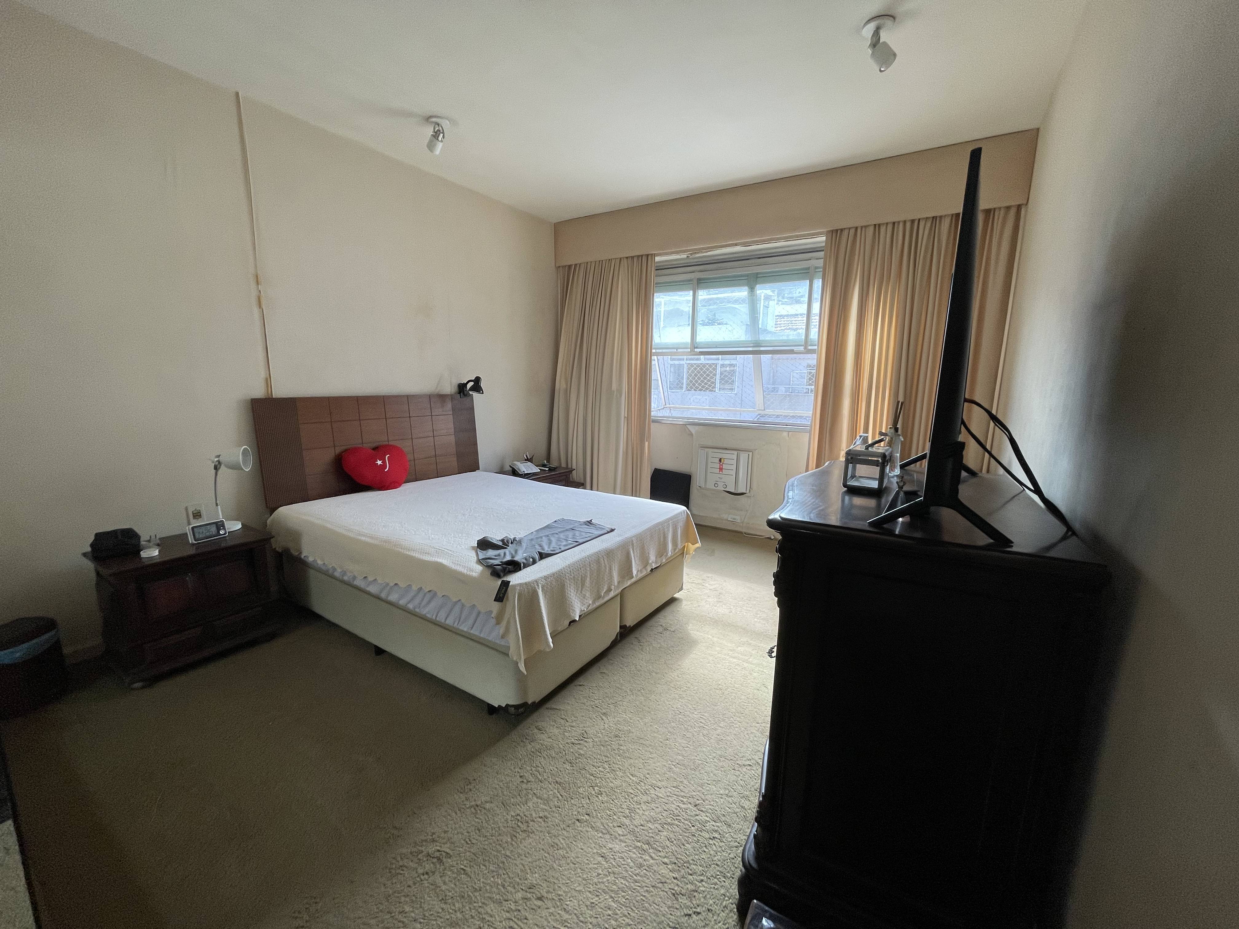 Apartamento alto padrão em frente à Praia do Leme 25