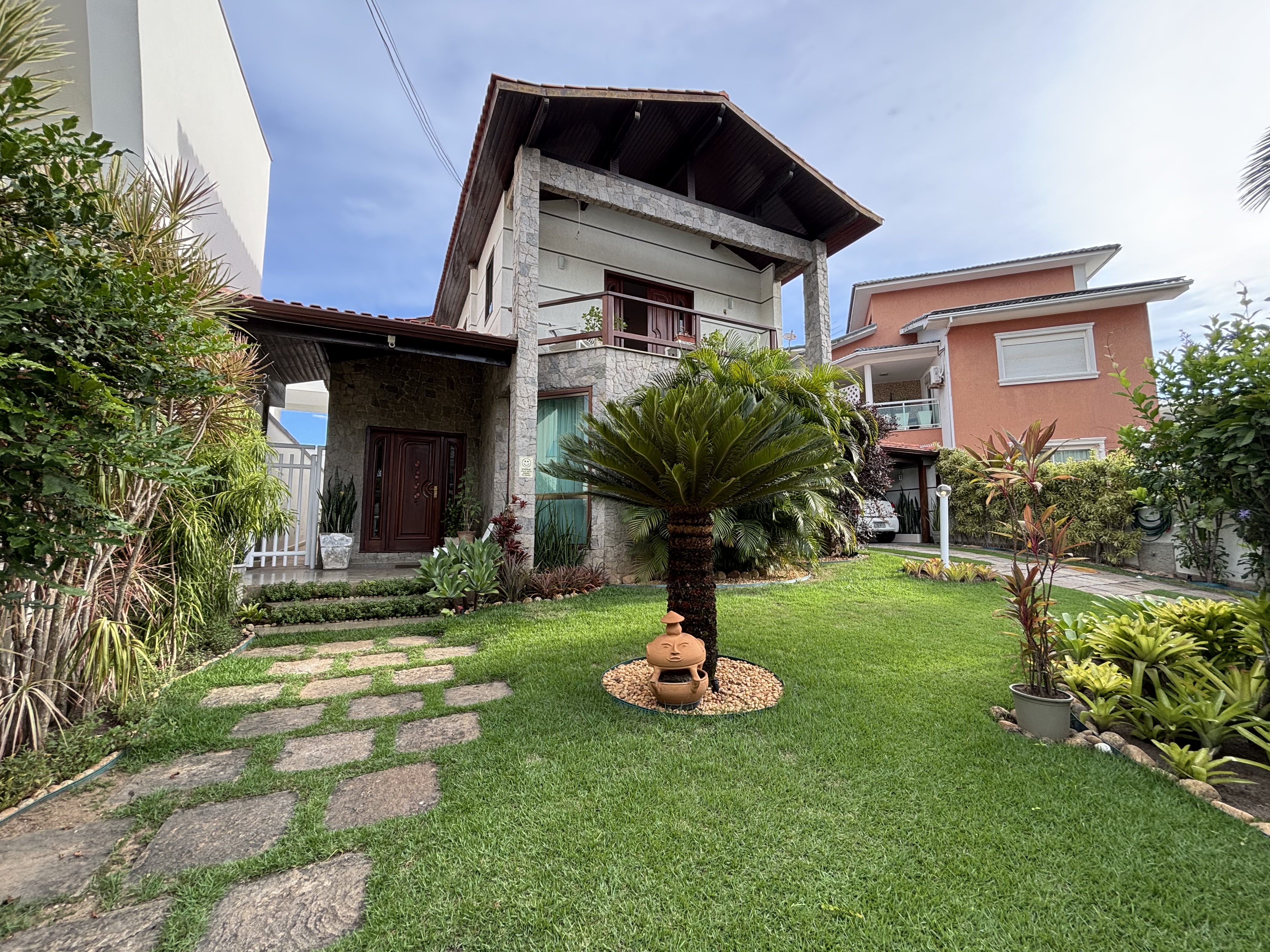 Casa duplex de alto padrão em Camboinhas 4
